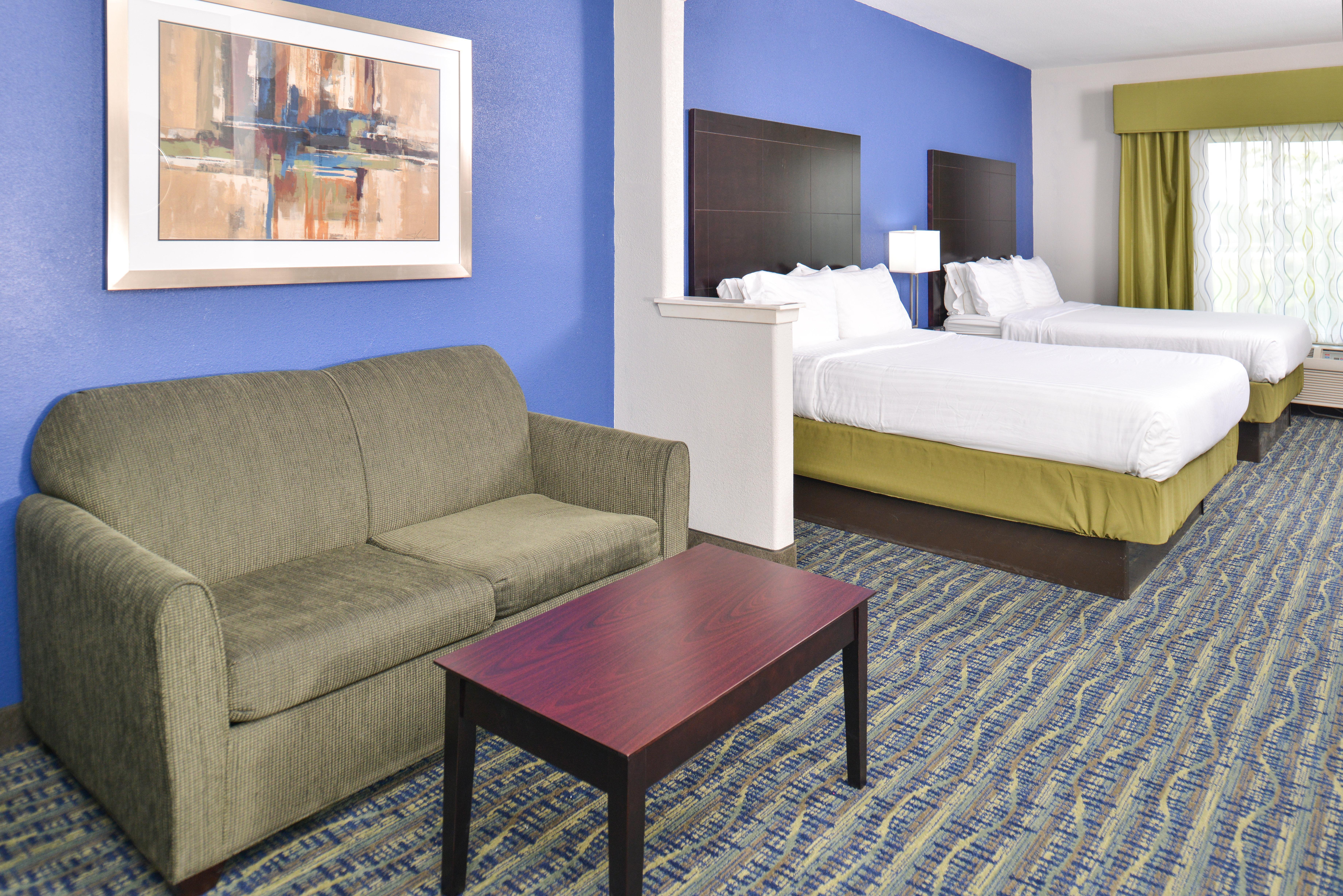 Holiday Inn Express & Suites San Antonio South Екстер'єр фото