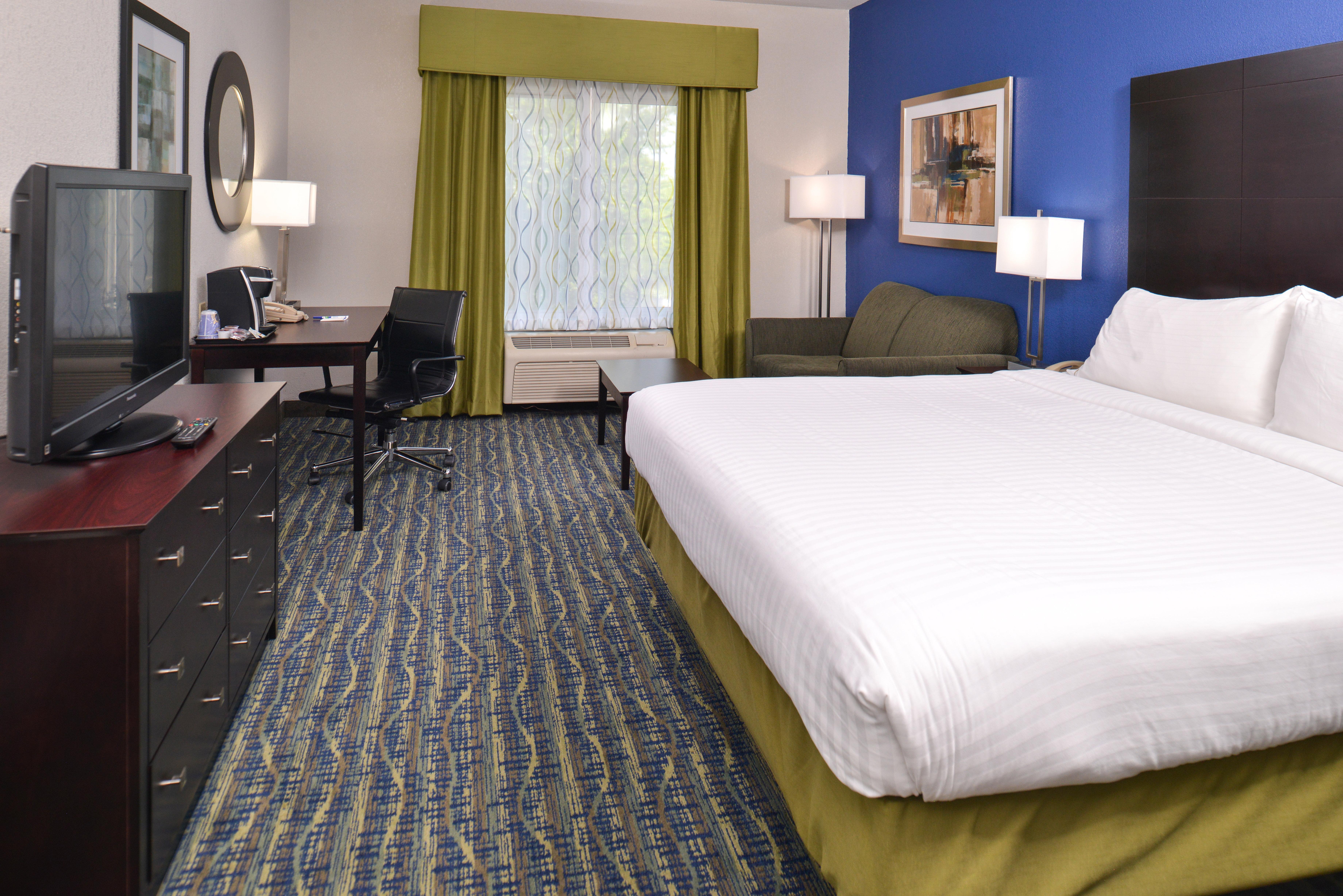 Holiday Inn Express & Suites San Antonio South Екстер'єр фото