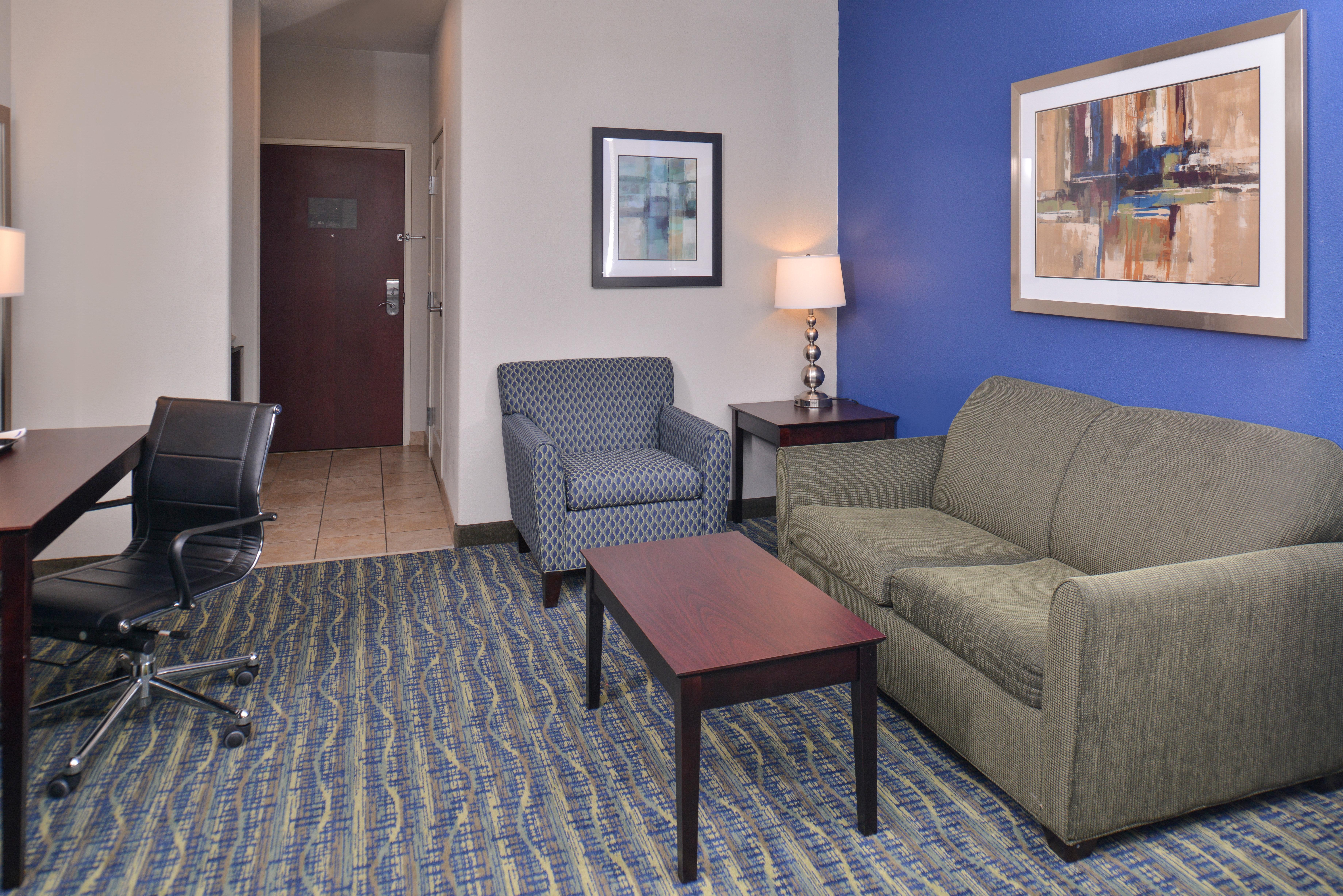 Holiday Inn Express & Suites San Antonio South Екстер'єр фото