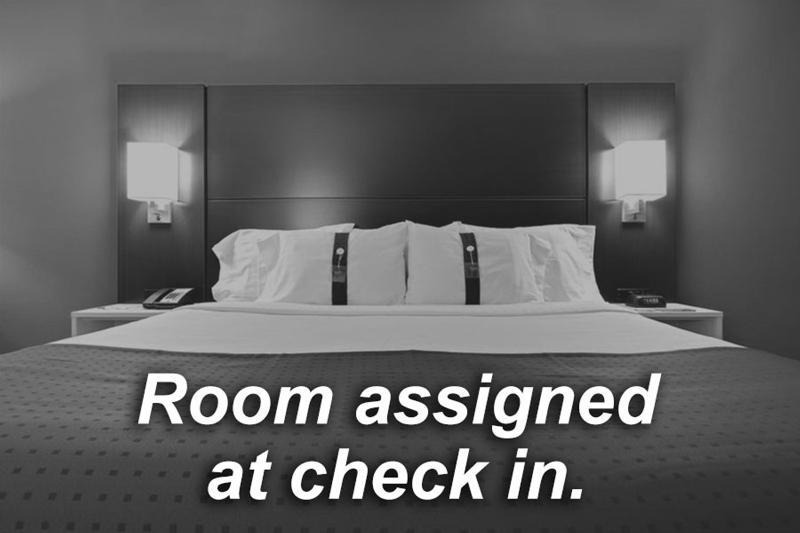 Holiday Inn Express & Suites San Antonio South Екстер'єр фото